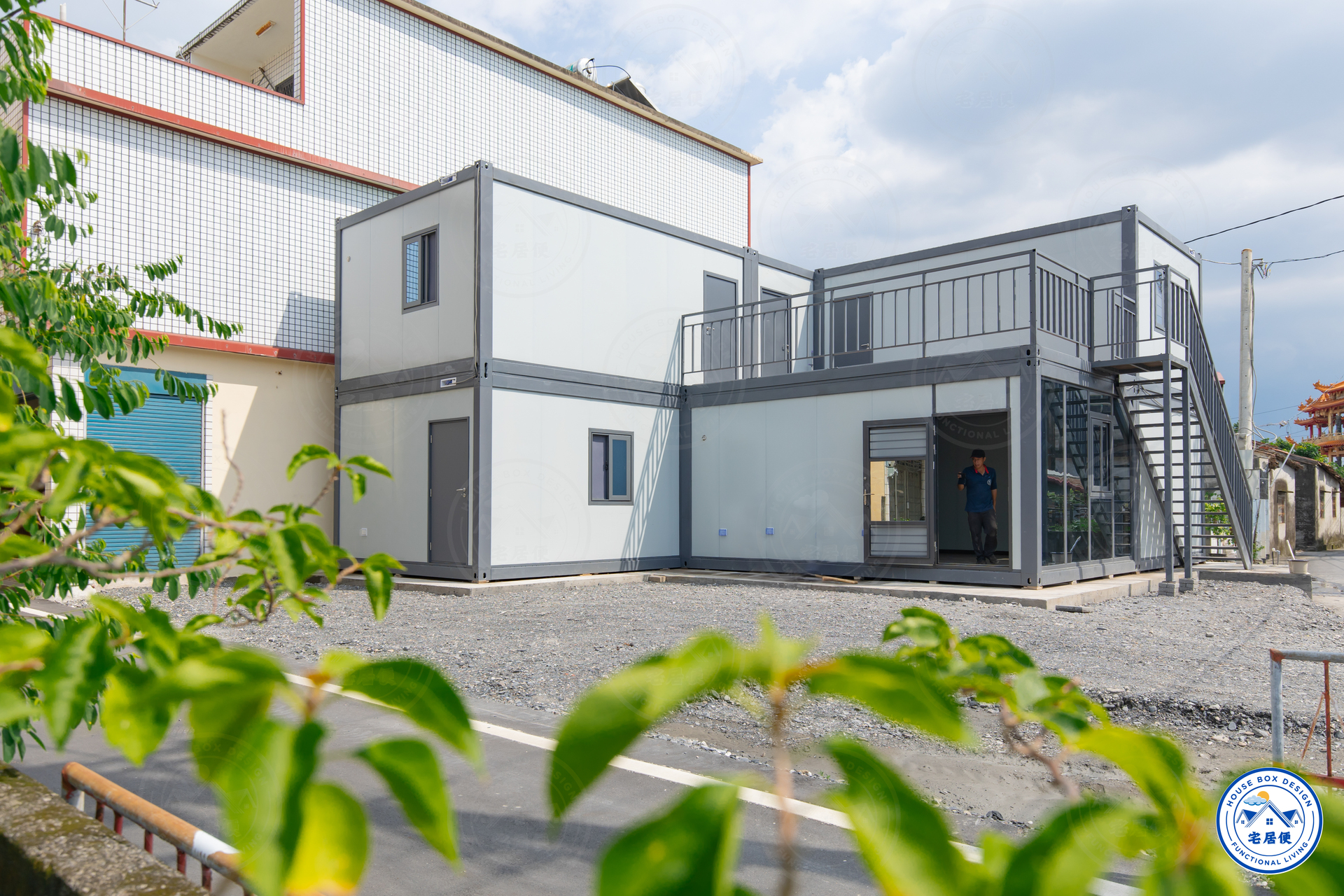 宅居便組合屋外觀